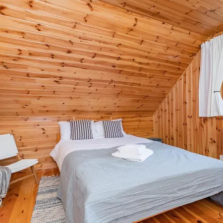 Hubertowka - Jezioro Gim 450 M Od Plazy Nyaraló