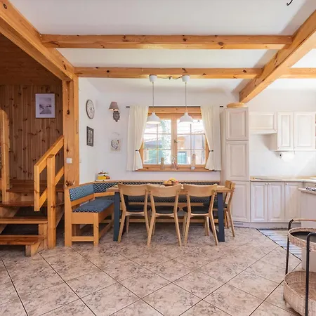 Nyaraló Hubertowka - Jezioro Gim 450 M Od Plazy Teerau