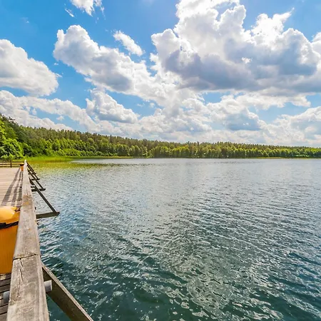 Nyaraló Hubertowka - Jezioro Gim 450 M Od Plazy Teerau